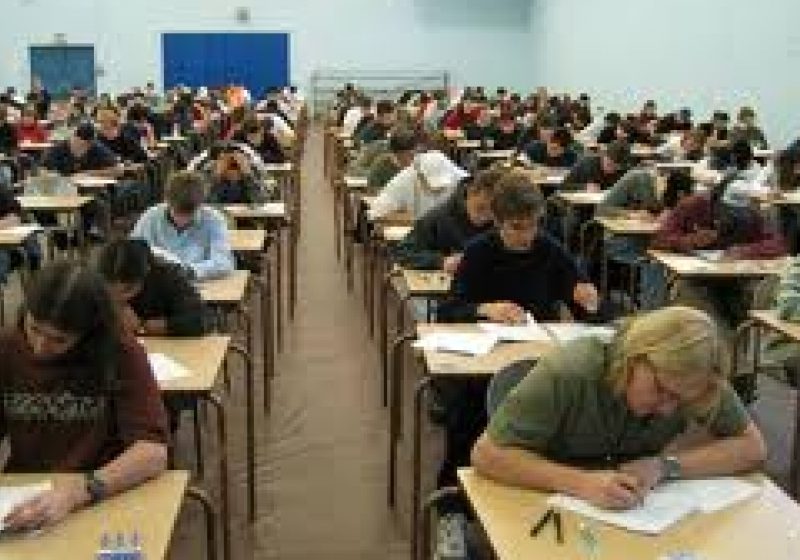 EXAMENUL DE DEFINITIVAT – Rezultate parţiale: 47,83% dintre candidaţi au promovat