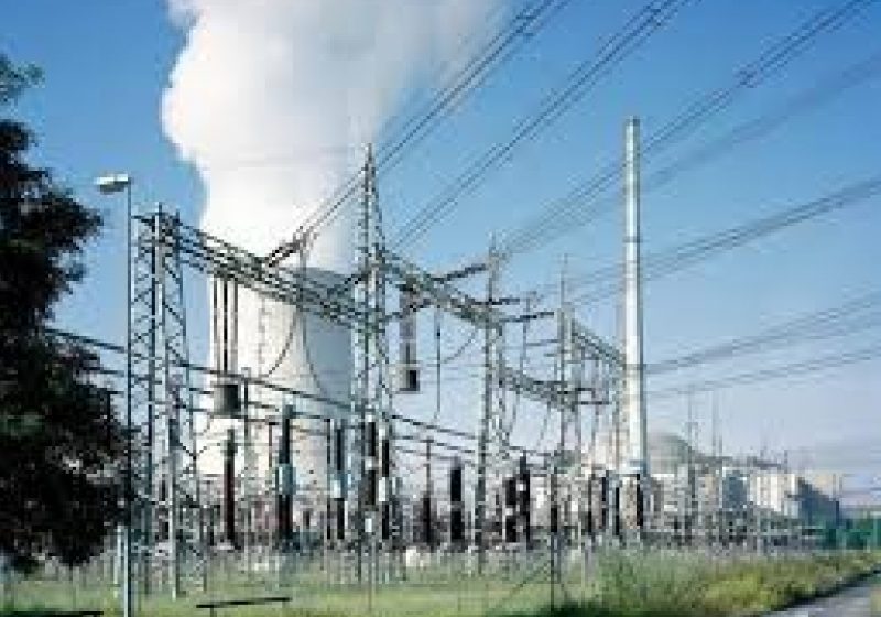 Cât datorează firmele româneşti furnizorilor de energie. Jumătate din sumă revine CFR