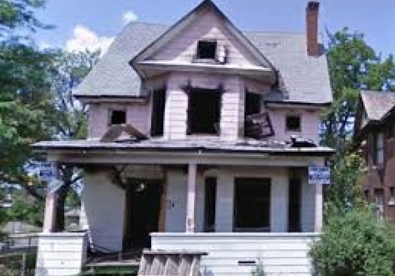 Case care se pot cumpăra acum în falimentarul Detroit cu până în 100 de dolari. GALERIE FOTO Case care se pot cumpăra acum în falimentarul Detroit cu până în 100 de dolari. GALERIE FOTO