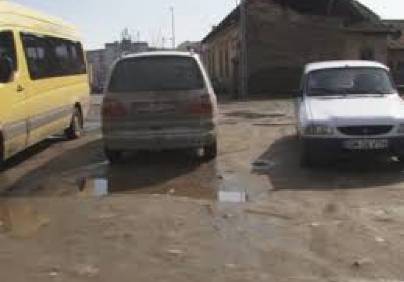 SIGHET:  Proiectul privind blocarea şi ridicarea autovehiculelor parcate neregulamentar , în aşteprarea indicatoarelor