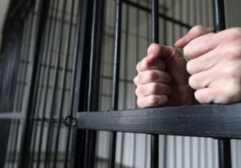 MARAMUREŞ: Şase persoane riscă să rămână după gratii pentru contrabandă şi furt MARAMUREŞ: Şase persoane riscă să rămână după gratii pentru contrabandă şi furt