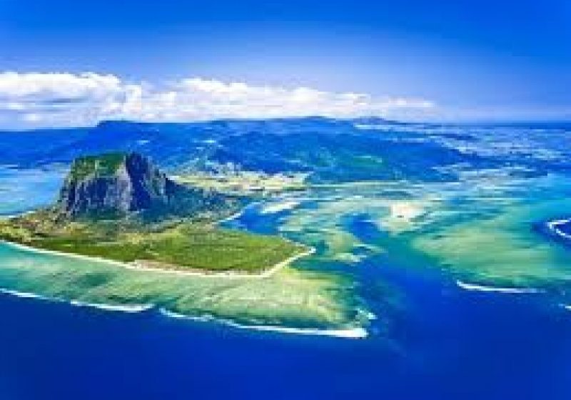 Oferte pentru sărbătorile de iarnă în Mauritius, Kenya şi Laponia. Ce pachete oferă agenţiile de turism