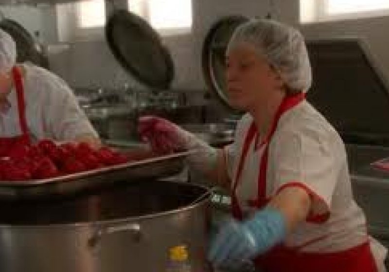 40 de nuntaşi, inclusiv mirele, transportaţi la spital în urma unei toxiinfecţii alimentare