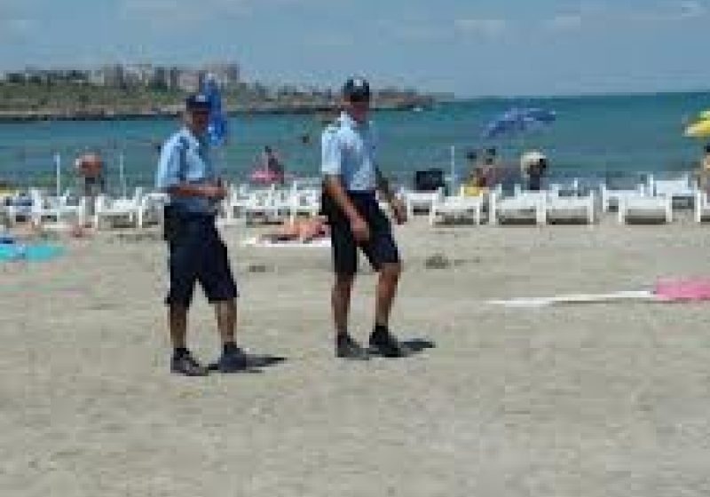 Poliţiştii maramureşeni la datorie….pe litoralul Românesc Poliţiştii maramureşeni la datorie….pe litoralul Românesc