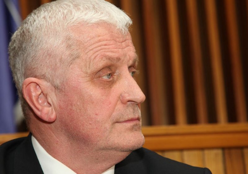 Prefectul Anton Rohian s-a implicat în preluarea deşeurilor menajere din oraşul Borşa la depozitul omologat din Vişeu de Sus Prefectul Anton Rohian s-a implicat în preluarea deşeurilor menajere din oraşul Borşa la depozitul omologat din Vişeu de Sus