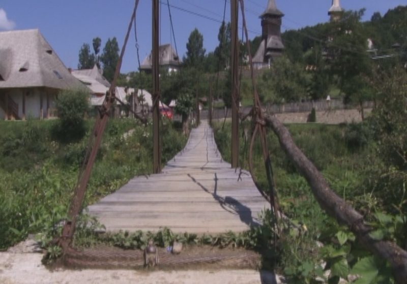 BÂRSANA: Mai multe familii de pe Valea Slatinii cer socoteală primarului după ce acesta le-a promis construirea unui pod peste Iza