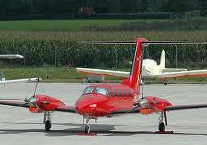 Reprezentanţii ISU Maramureş invitaţi la lansarea activităţii aeromedicală desfăşurate cu avionul SMURD