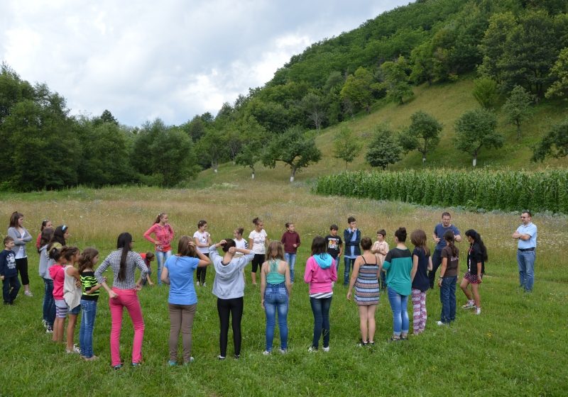 SIGHET:Tabăra de vară – Copiii pe scenă 2013 – Sighet – IMPRESII DE PE ŞUGĂU