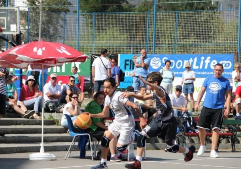 SIGHET: Trei sportivi ai BC EKO Sighet au fost selectati de Federatia Romana de Baschet pentru “Tabara Gigantilor” unde participa doar varfurile remarcate in Liga Nationala de Babybaschet SIGHET: Trei sportivi ai BC EKO Sighet au fost selectati de Federatia Romana de Baschet pentru “Tabara Gigantilor” unde participa doar varfurile remarcate in Liga Nationala de Babybaschet