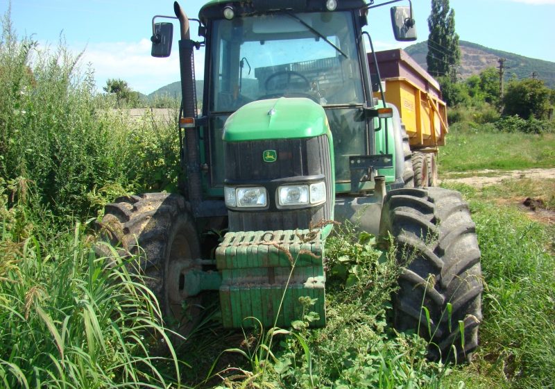 SIGHET: Utilaj furat în urmă cu 5 ani descoperit de poliţiştii de frontieră. 4 utilaje furate au fost descoperite luna aceasta pe raza localităţilor Petrova şi Bistra