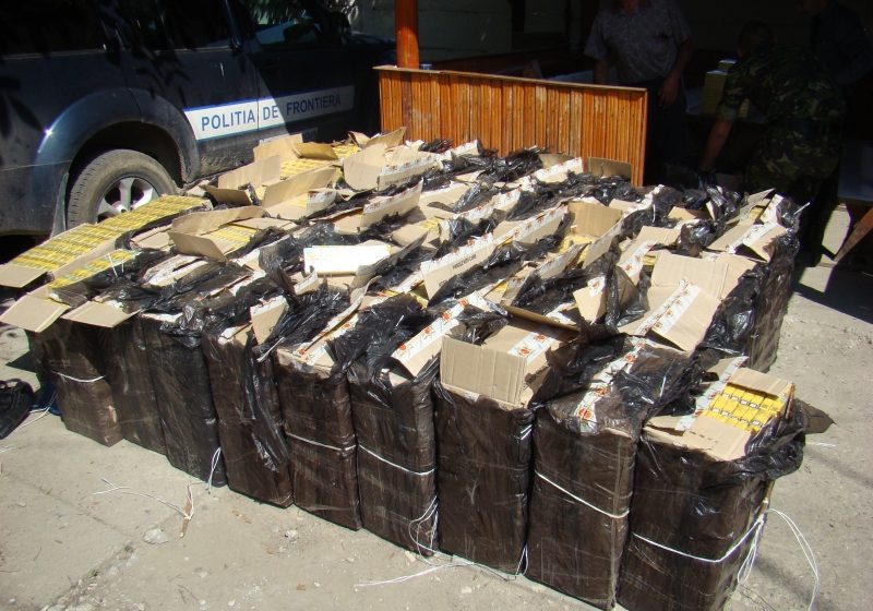 Valea Vişeului: Minor de 17 ani urmărit cu focuri de armă de poliţiştii de frontieră Valea Vişeului: Minor de 17 ani urmărit cu focuri de armă de poliţiştii de frontieră