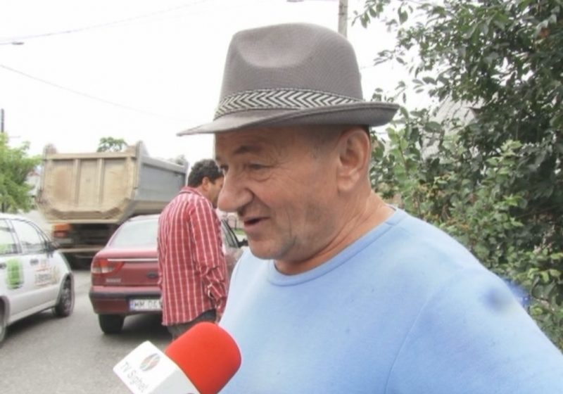 SIGHET: Un sighetean se plânge că este afectat de apa din şanţul de lângă casă de fiecare dată când plouă abundent SIGHET: Un sighetean se plânge că este afectat de apa din şanţul de lângă casă de fiecare dată când plouă abundent