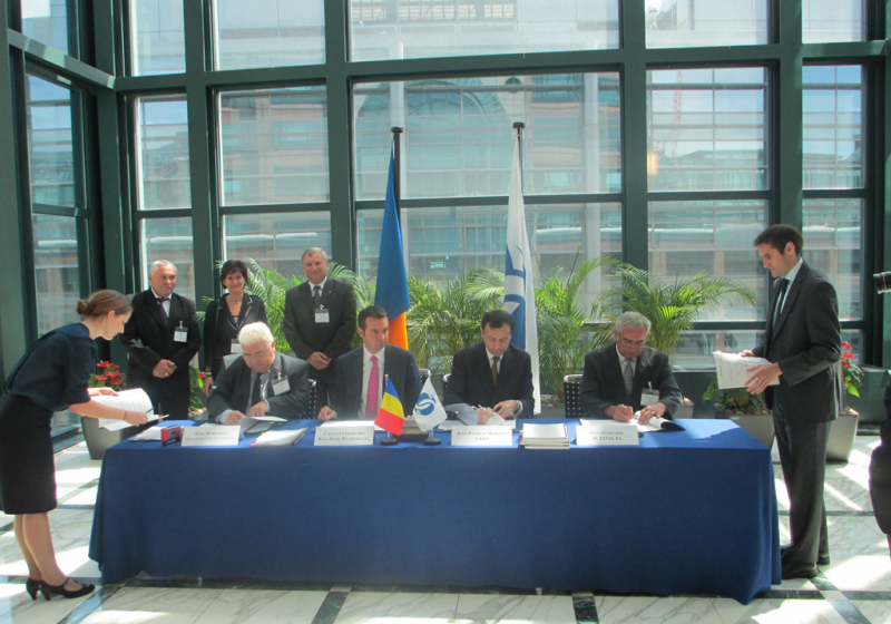 Vital a semnat contractul de împrumut  de la Banca Europeană pentru Reconstrucţie şi Dezvoltare (BER