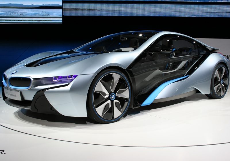 BMW are probleme cu furnizarea la timp a pieselor de schimb. Află care este motivul!