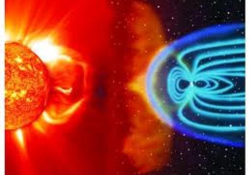 O furtună magnetică puternică se îndreaptă spre Pământ. CE EFECTE SUNT