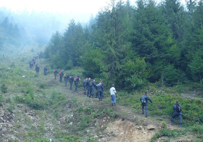 INCENDIU PE MUNTE-Pompierii maramureşeni continuă lupta cu flăcările pe munţii din apropierea oraşului Borşa INCENDIU PE MUNTE-Pompierii maramureşeni continuă lupta cu flăcările pe munţii din apropierea oraşului Borşa
