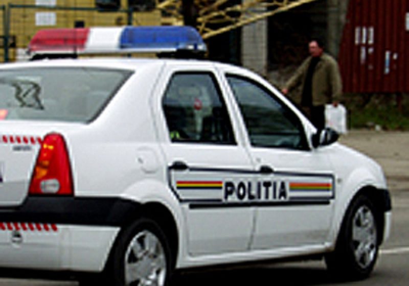MARAMUREŞ: Peste 200 de poliţişti maramureşeni au asigurat cetăţenilor o minivacanţă lipsită de incidente