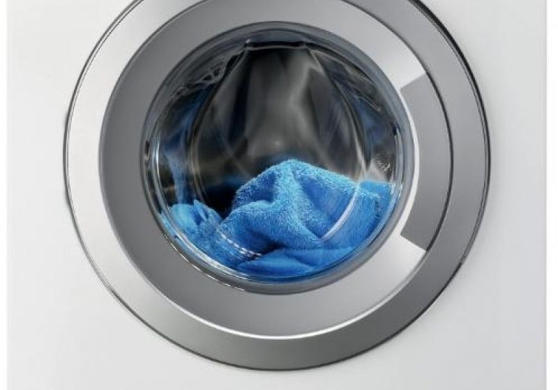 PERICOLUL din maşina de spălat: Cum ne pot îmbolnăvi hainele "curate" şi cum putem evita contaminarea