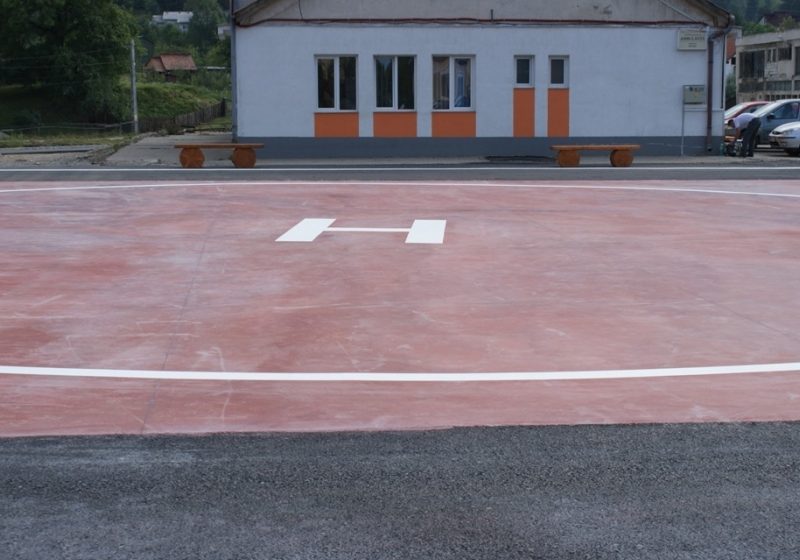 Borşa: INAUGURARE – PLATFORMĂ PENTRU ATERIZAREA ELICOPTERELOR S.M.U.R.D. Borşa: INAUGURARE – PLATFORMĂ PENTRU ATERIZAREA ELICOPTERELOR S.M.U.R.D.
