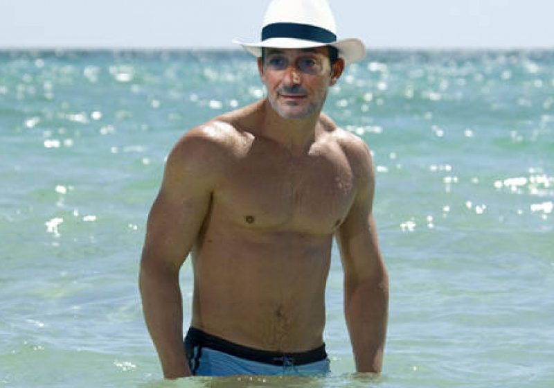Radu Mazăre, rege african la o prezentare de modă în Mamaia