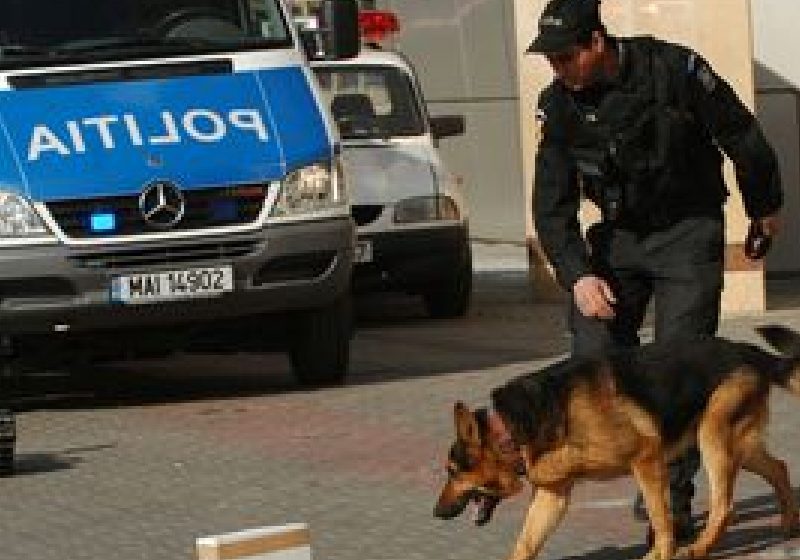 Suspiciune de bombă pe şantierul unui mall