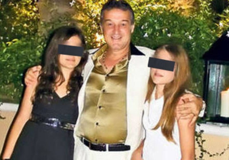 Mesajul postat de fata lui Gigi cu câteva ore în urmă: "Nu are antidot". Află ce s-a întâmplat