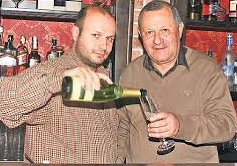 Ţânţăreanu şi-a lăsat fiul fără averea de 40.000.000 €! E fabulos pe cine a "înfiat"
