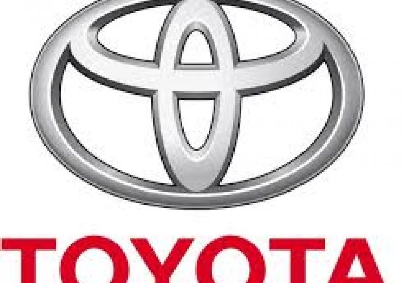 Toyota va deschide un lanţ de magazine de lux sub marca Lexus