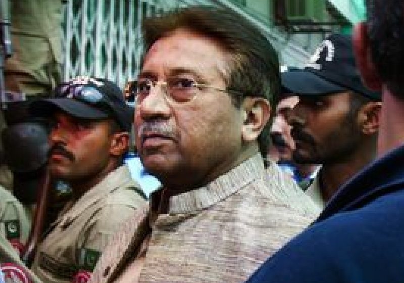 Pakistan: Pervez Musharraf, inculpat oficial pentru uciderea lui Benazir Bhutto