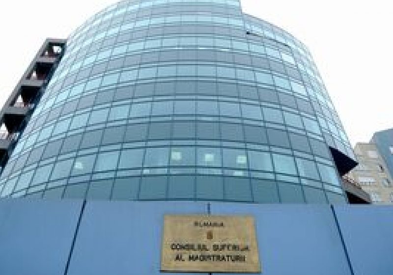 CSM: Judecătoarea Veronica Cîrstoiu, suspendată din funcţie CSM: Judecătoarea Veronica Cîrstoiu, suspendată din funcţie