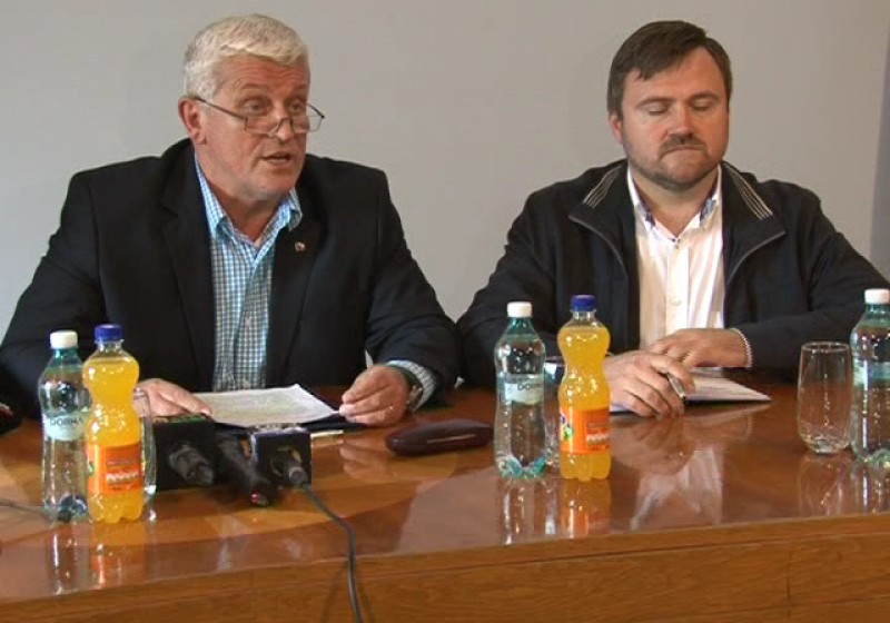 Baia Mare: Autorităţile judeţene fac lobby pentru redeschiderea perimetrelor miniere Baia Mare: Autorităţile judeţene fac lobby pentru redeschiderea perimetrelor miniere