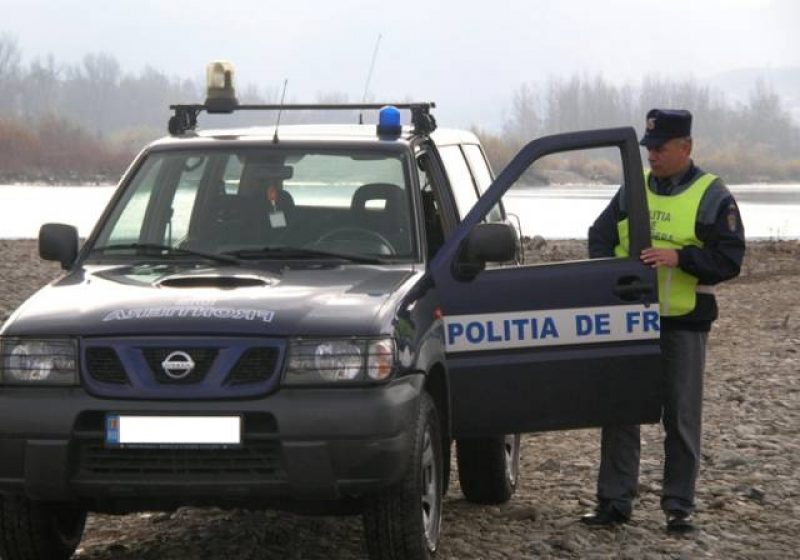 Autoturism furat din Italia depistat şi indisponibilizat la intrarea în țară Autoturism furat din Italia depistat şi indisponibilizat la intrarea în țară