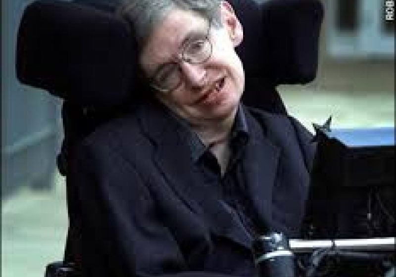Celebrul cosmolog britanic Stephen Hawking susţine dreptul la sinucidere asistată