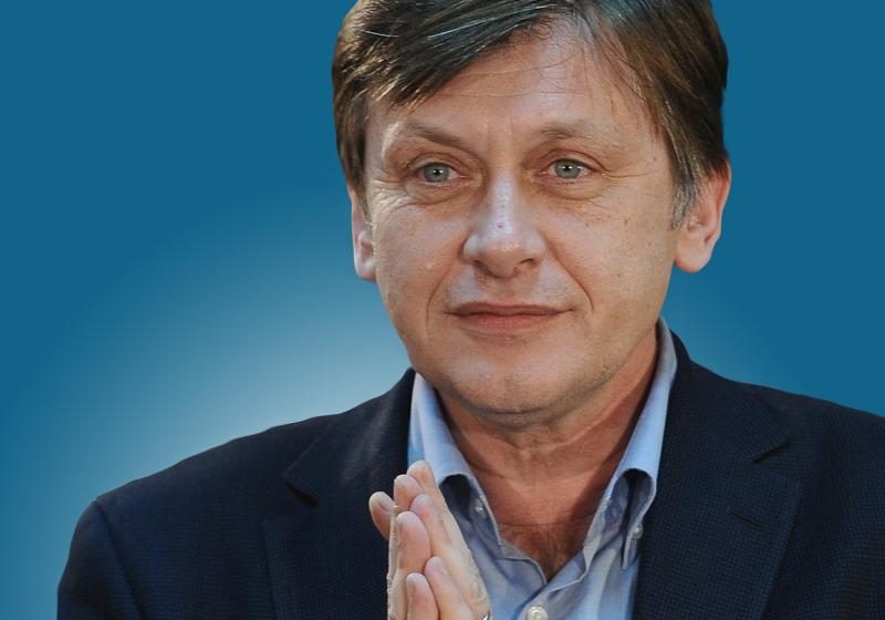 Președintele Senatului, Crin Antonescu, miniștri și președinți de Consilii Județene sunt așteptați la Școala Politică "Gh. I. Brătianu" de la Sighet Președintele Senatului, Crin Antonescu, miniștri și președinți de Consilii Județene sunt așteptați la Școala Politică "Gh. I. Brătianu" de la Sighet