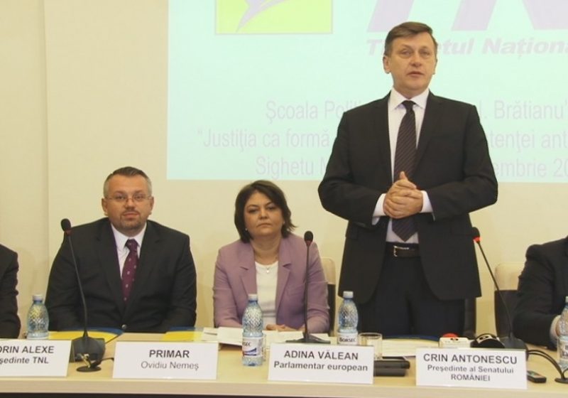 VIDEO: CRIN ANTONESCU LA SIGHET: Vezi discursul preşedintelui PNL în cadrul Şcolii Politice de la Sighet