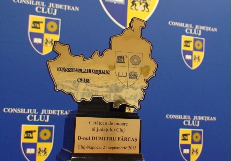 Cluj: Ceremonia publică de acordare a Titlului de Cetăţean de Onoare al Judeţului Cluj maestrului Dumitru Fărcaş
