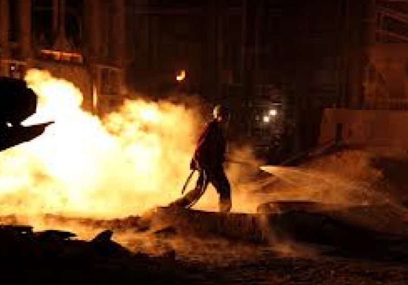 Un incendiu a izbucnit la un depozit de polistiren din comuna Jilava Un incendiu a izbucnit la un depozit de polistiren din comuna Jilava