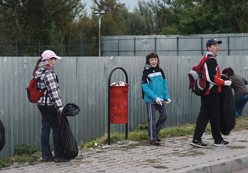 ‘LET’S DO IT, SIGHET! Voluntarii au ecologizat mai multe zone din Sighet