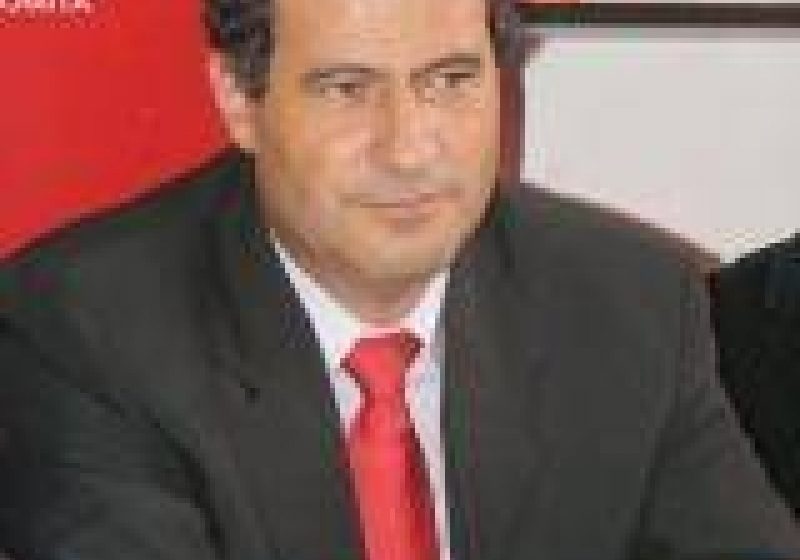 Liderii parlamentarilor USL susţin finanţarea partidelor şi campaniilor electorale prin împrumuturi Liderii parlamentarilor USL susţin finanţarea partidelor şi campaniilor electorale prin împrumuturi