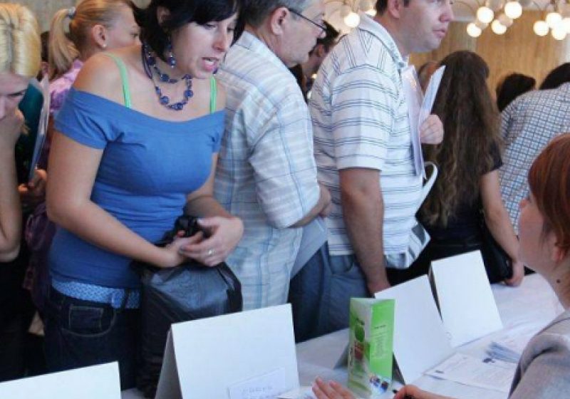 ANOFM: Agenţii economici oferă peste 12.000 de locuri de muncă, la nivel naţional