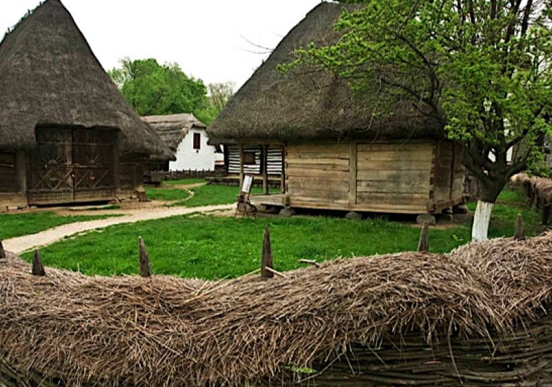 Târg de Sfânta Maria, sâmbătă şi duminică la Muzeul Satului