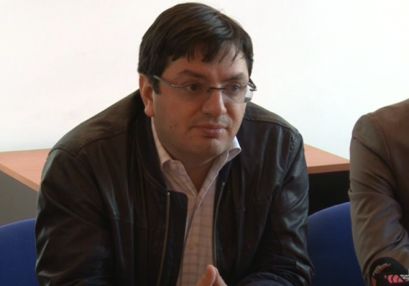 Baia Mare: Ministrul Tineretului şi Sportului promite că bazinul descoperit se va redeschide publicului, vara viitoare