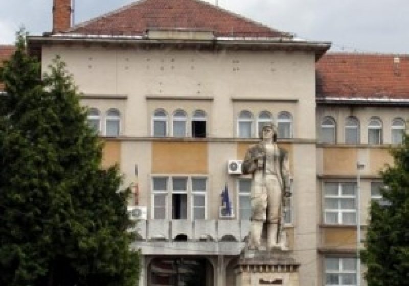 Baia Mare: Protest spontan la Compania Remin. Angajaţii ameninţă că se vor închide în mină