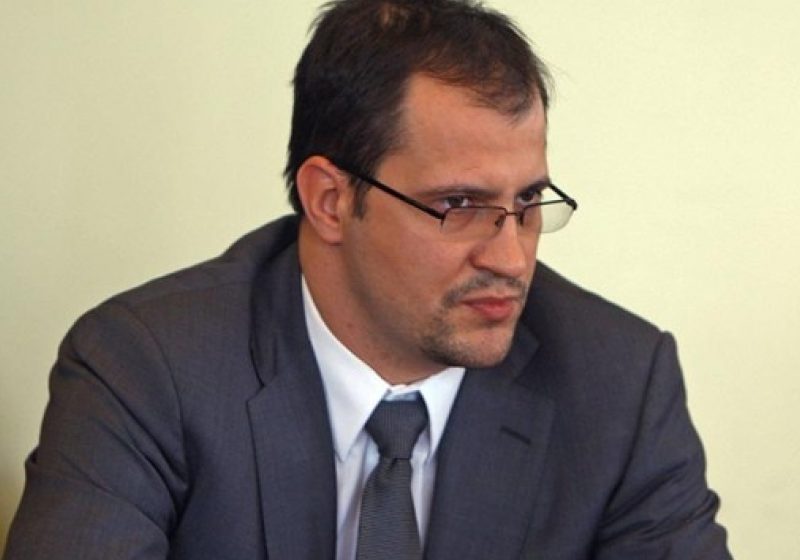 Ce spune mama vitregă a lui Şerban Huidu despre cârcotaş Ce spune mama vitregă a lui Şerban Huidu despre cârcotaş