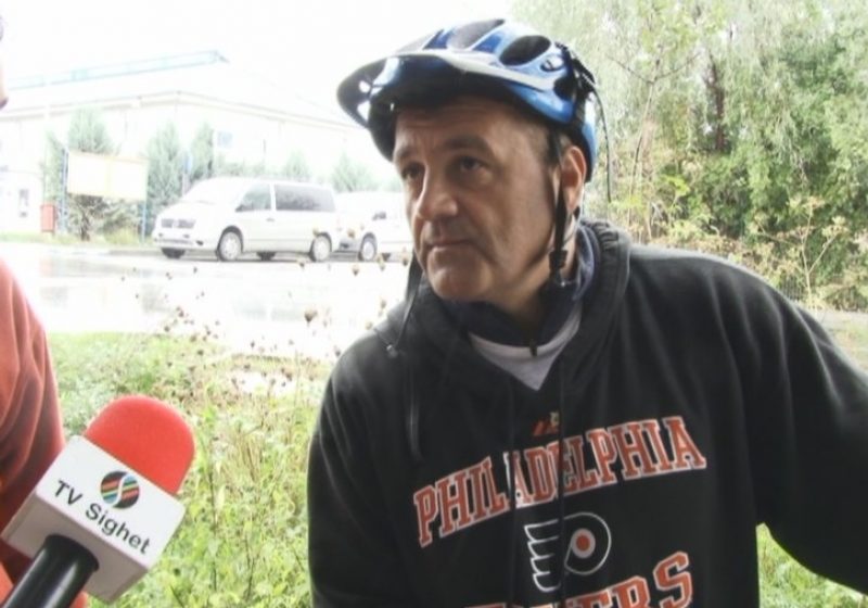 SIGHET: Jozsef Zeleni,  un adevărat ambasador pe bicicletă militând pentru pace în lume, a trecut şi prin Sighet