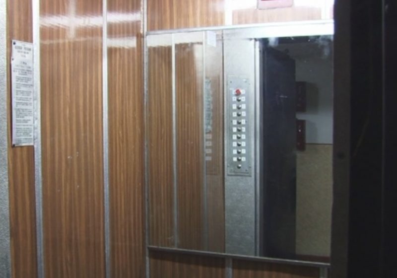 SIGHET: Locatarii unui bloc din centrul oraşului şi-au constituit asociaţie de proprietari pentru a putea obţine autorizaţie de funcţionare a liftului