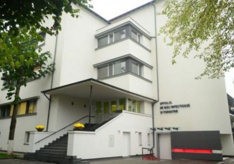 TOXIINFECŢIE OCNA ŞUGATAG: Rezultatele anchetei relevă faptul că simptomele au apărut după ce copiii au băut apa adusă chiar de părinţi