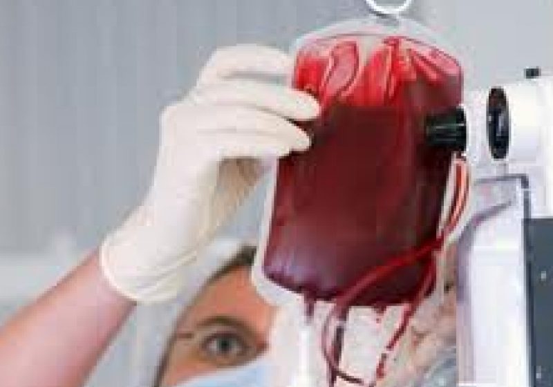 Un asistent medical de la "Colţea", cercetat după ce vrut să vândă sângele destinat unui pacient Un asistent medical de la "Colţea", cercetat după ce vrut să vândă sângele destinat unui pacient