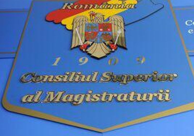CSM sesizează MJ ca veniturile angajaților din sistem să fie menținute și în 2014