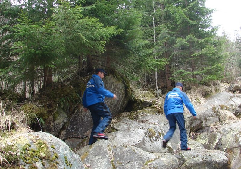 Maramures: Turiste poloneze rătăcite in muntii Rodnei, găsite de jandarmii montani Maramures: Turiste poloneze rătăcite in muntii Rodnei, găsite de jandarmii montani